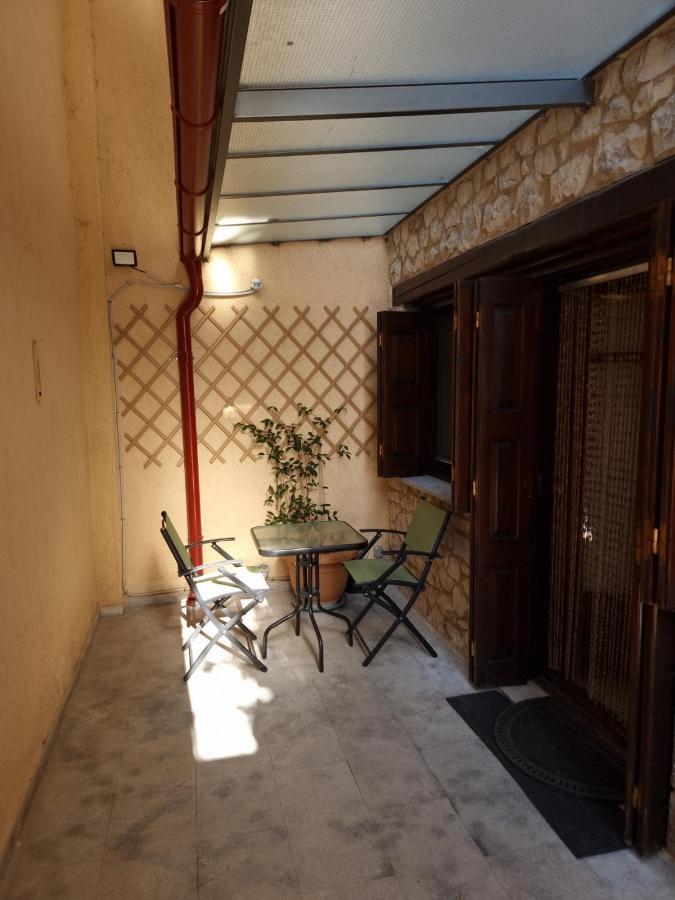 Ari'S Apartment Arachova Exterior photo